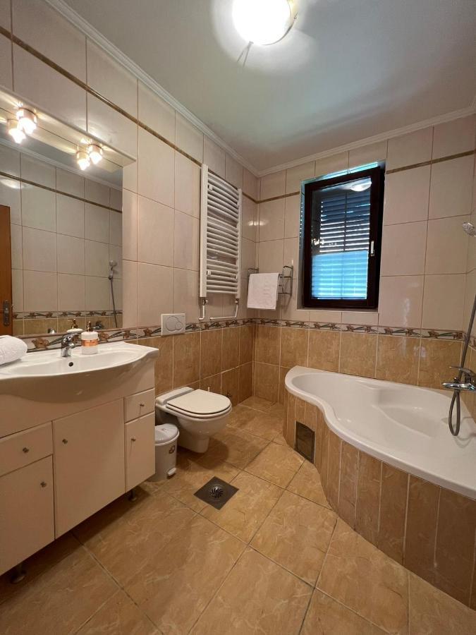 Interinn Luxury Villa ปาราชิน ภายนอก รูปภาพ